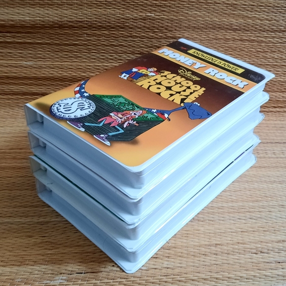 School House Rock- Money, Multiplication, Science, Grammar, VHS Tapes- (4) - Picture 4 of 8